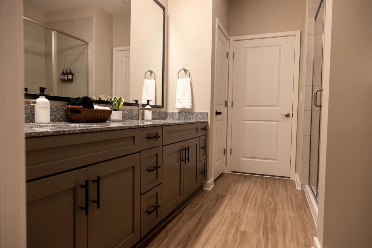 Brand New 3br 2 Bh The Meadow Athens
