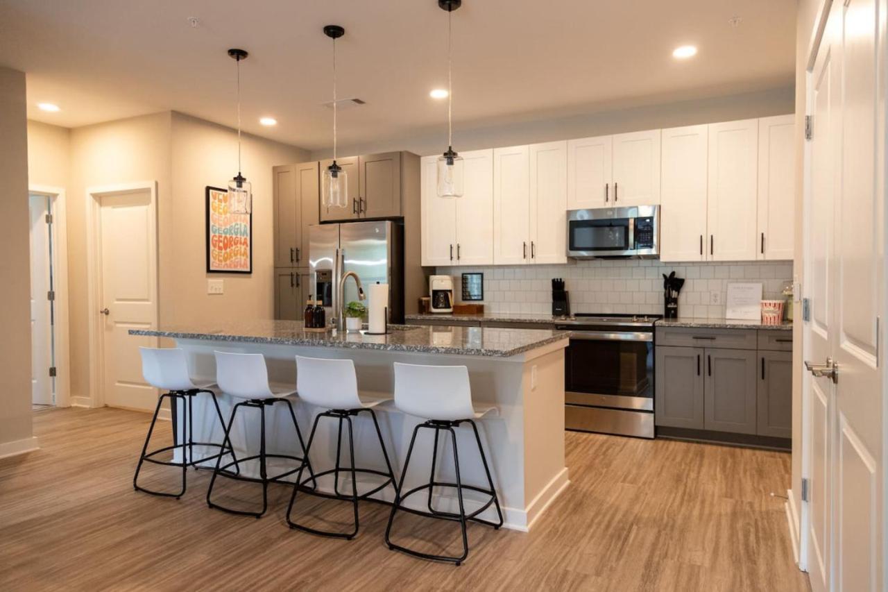 Apartment Brand New 3br 2 Bh The Meadow
